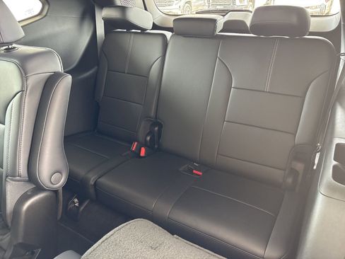 New 2026 GMC Acadia Elevation w/ Black Edition FWD image 17