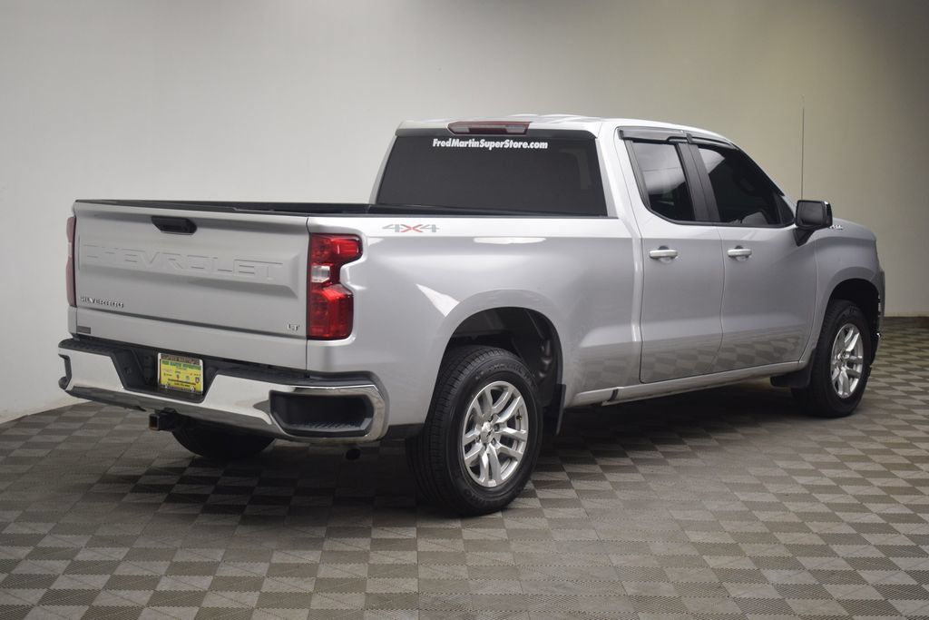 Used 2020 Chevrolet Silverado 1500 LT w/ Trailering Package AWD/4WD image 5