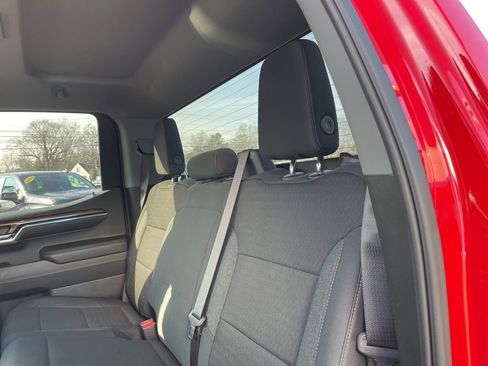 Used 2024 Chevrolet Silverado 1500 LT image 39