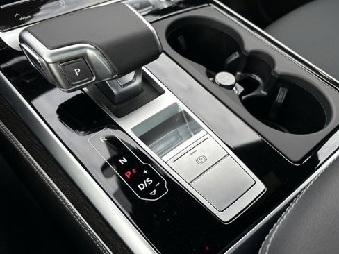 New 2026 Audi Q8 Premium Plus image 37