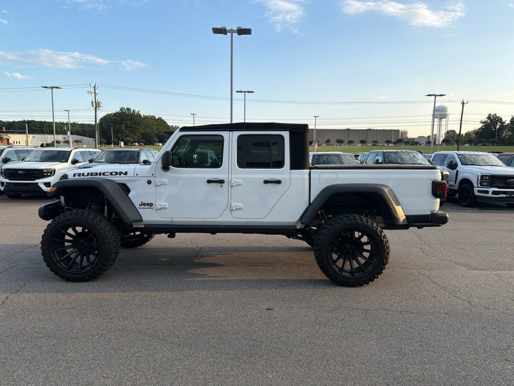 Used 2020 Jeep Gladiator Rubicon w/ Cold Weather Group AWD/4WD image 7