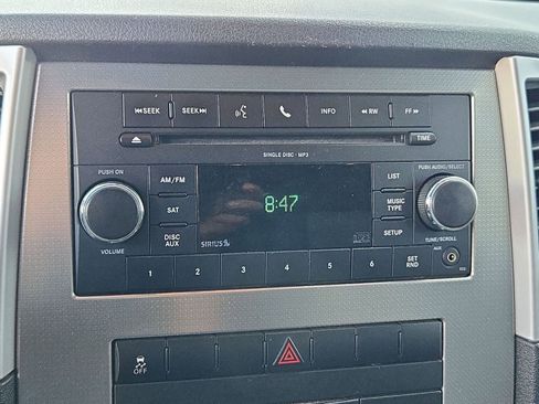 Used 2010 Jeep Grand Cherokee Laredo image 10