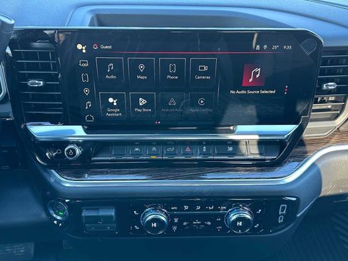 New 2026 GMC Sierra 1500 Elevation image 24