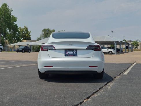Used 2019 Tesla Model 3 Mid Range RWD image 7