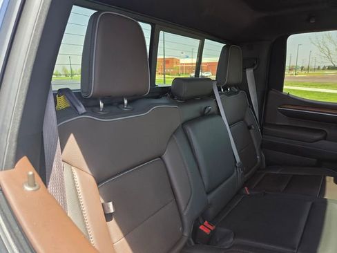 Used 2022 GMC Sierra 1500 Denali AWD/4WD image 37