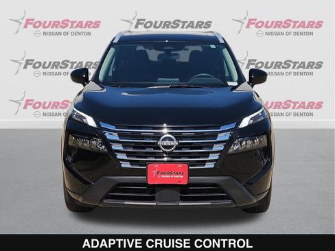 Used 2025 Nissan Rogue SV w/ SV Premium Package FWD image 10