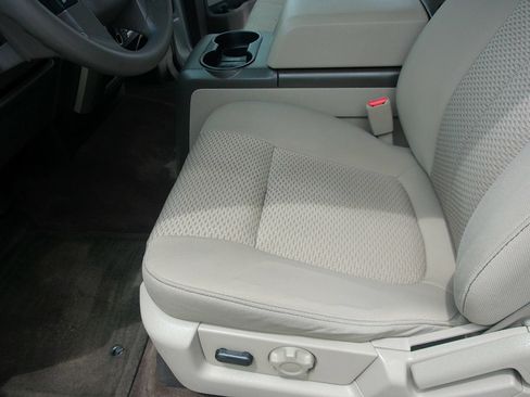 Used 2010 Ford F150 XLT RWD image 12