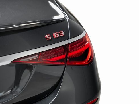 Used 2025 Mercedes-Benz S 63 AMG S image 16