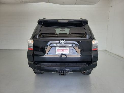 Used 2019 Toyota 4Runner SR5 RWD image 6