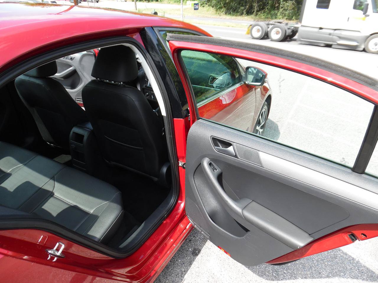 Used 2017 Volkswagen Jetta SE FWD image 20