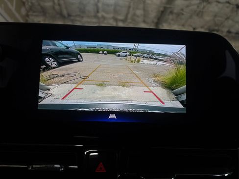 Used 2025 Chevrolet TrailBlazer LT FWD image 22