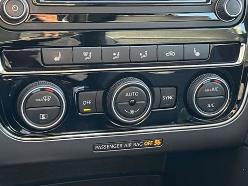Used 2017 Volkswagen Passat 1.8T R-Line FWD image 28