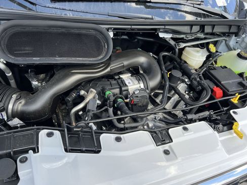 New 2026 Ford Transit 250 148 Medium Roof w/ Load Area Protection Package image 26