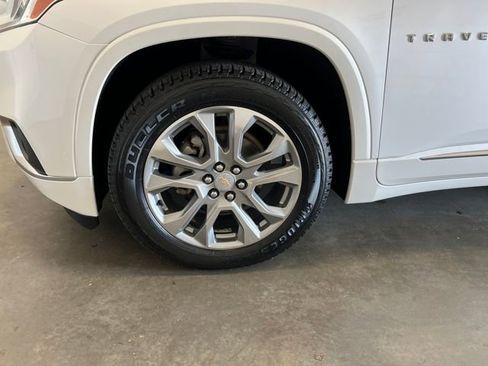 Used 2019 Chevrolet Traverse Premier image 19