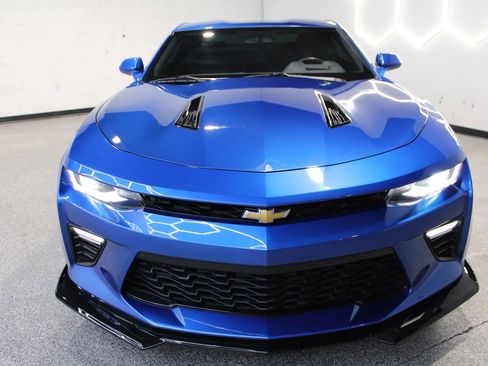 Used 2017 Chevrolet Camaro SS RWD image 7