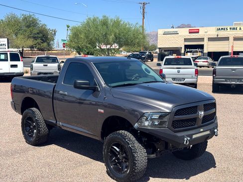 Used 2014 RAM 1500 Express image 10