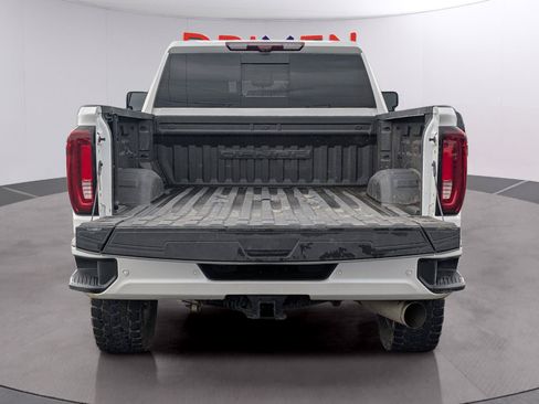 Used 2023 GMC Sierra 2500 Denali w/ Technology Package AWD/4WD image 9