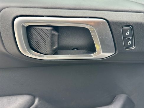 New 2026 Ford Bronco Badlands image 10