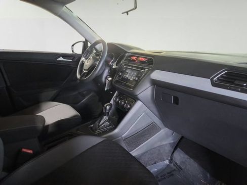 Used 2021 Volkswagen Tiguan S FWD image 20