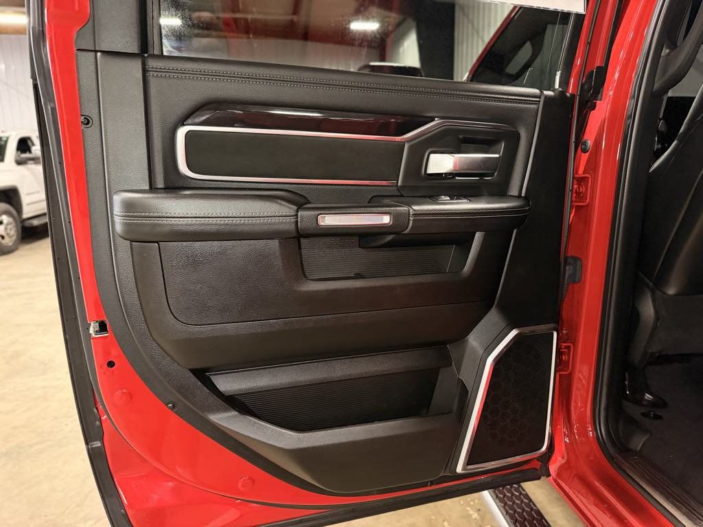 Used 2019 RAM 2500 Laramie AWD/4WD image 27