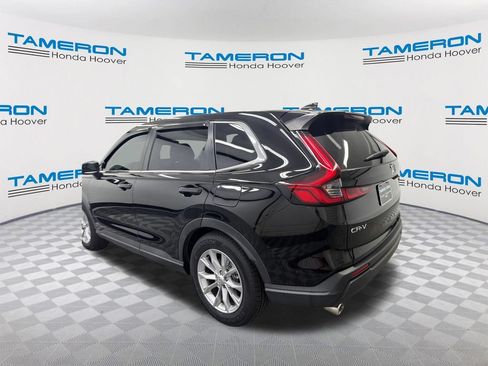 Used 2023 Honda CR-V EX image 3