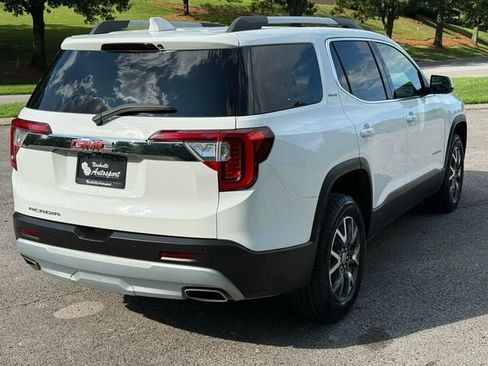 Used 2023 GMC Acadia SLE w/ Driver Convenience Package FWD image 8
