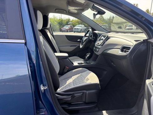 Used 2024 Chevrolet Equinox LT FWD image 22