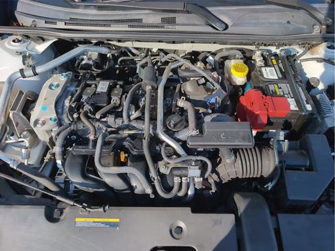 Used 2024 Nissan Sentra S FWD image 12