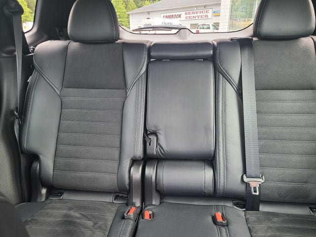 Used 2023 Mitsubishi Outlander SE AWD/4WD image 15
