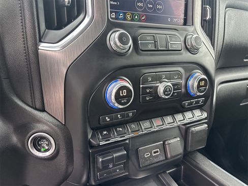 Used 2019 GMC Sierra 1500 Denali w/ Denali Ultimate Package image 21
