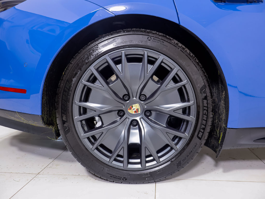 Certified 2026 Porsche Taycan GTS AWD/4WD image 31