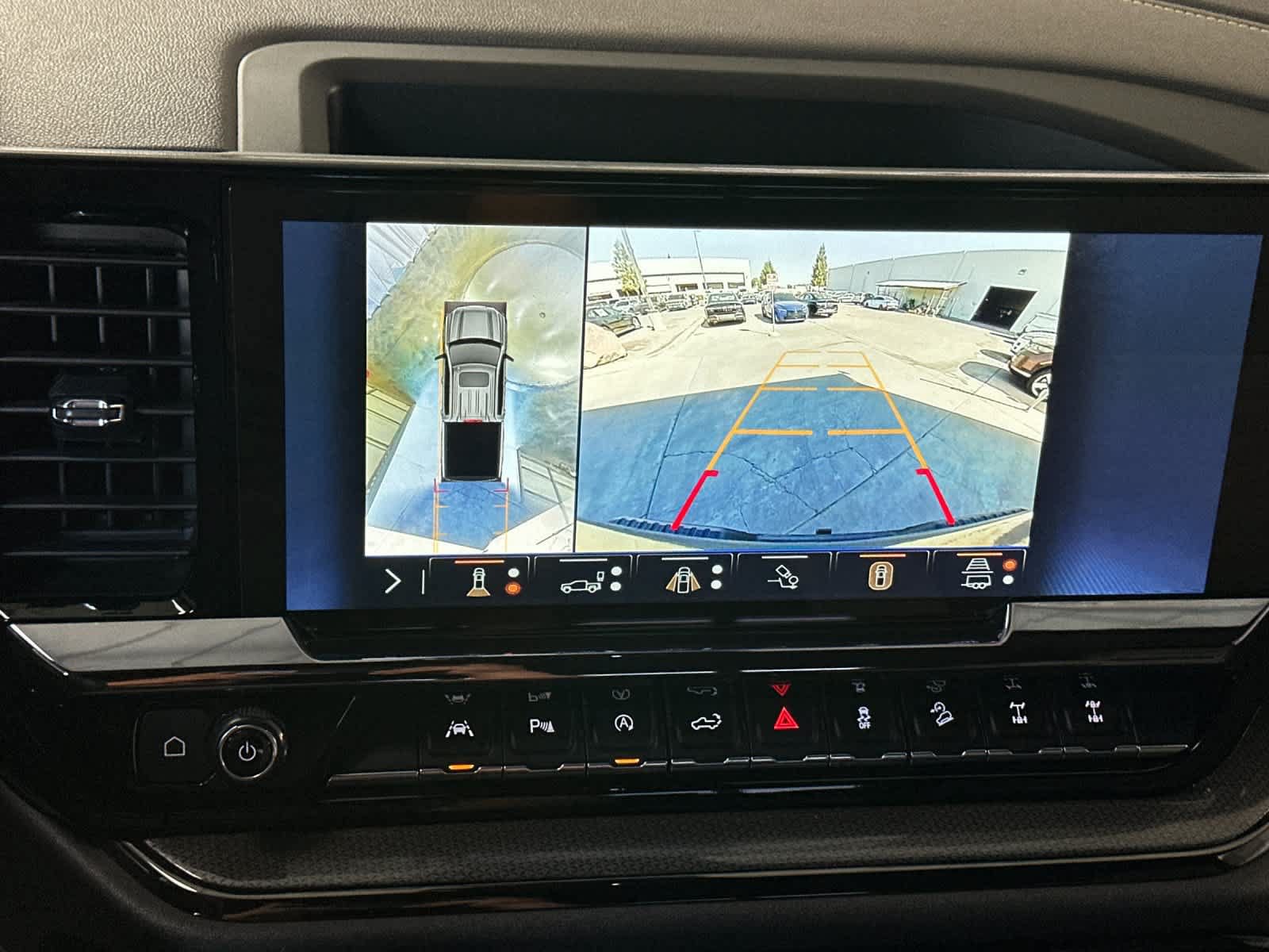 Used 2024 Chevrolet Silverado 1500 ZR2 w/ Technology Package AWD/4WD image 19