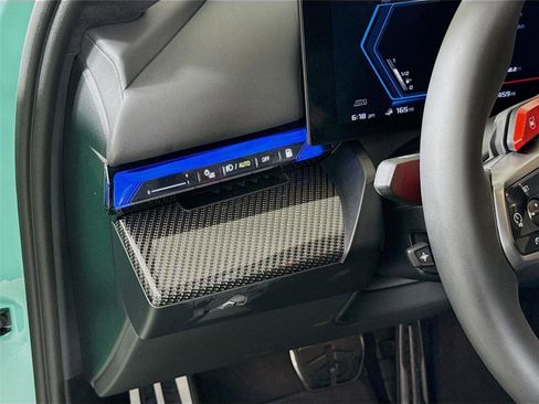 Used 2025 BMW M5 w/ Carbon Package image 3