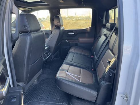 Used 2019 Chevrolet Silverado 1500 High Country image 10