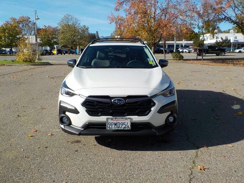 Used 2024 Subaru Crosstrek 2.5i Limited image 5