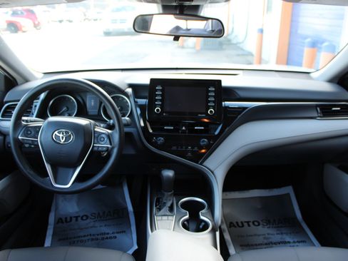 Used 2023 Toyota Camry LE image 36