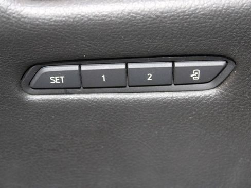 Used 2023 Cadillac XT5 Premium Luxury AWD/4WD image 35