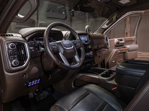 Used 2021 GMC Sierra 2500 Denali w/ Denali Ultimate Package AWD/4WD image 12