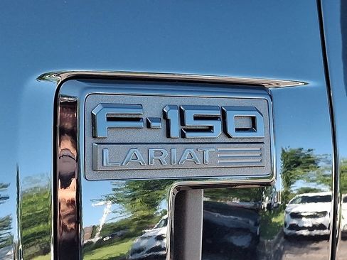 Used 2025 Ford F150 Lariat AWD/4WD image 33