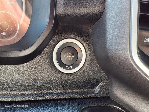 Used 2021 RAM 1500 Big Horn image 16