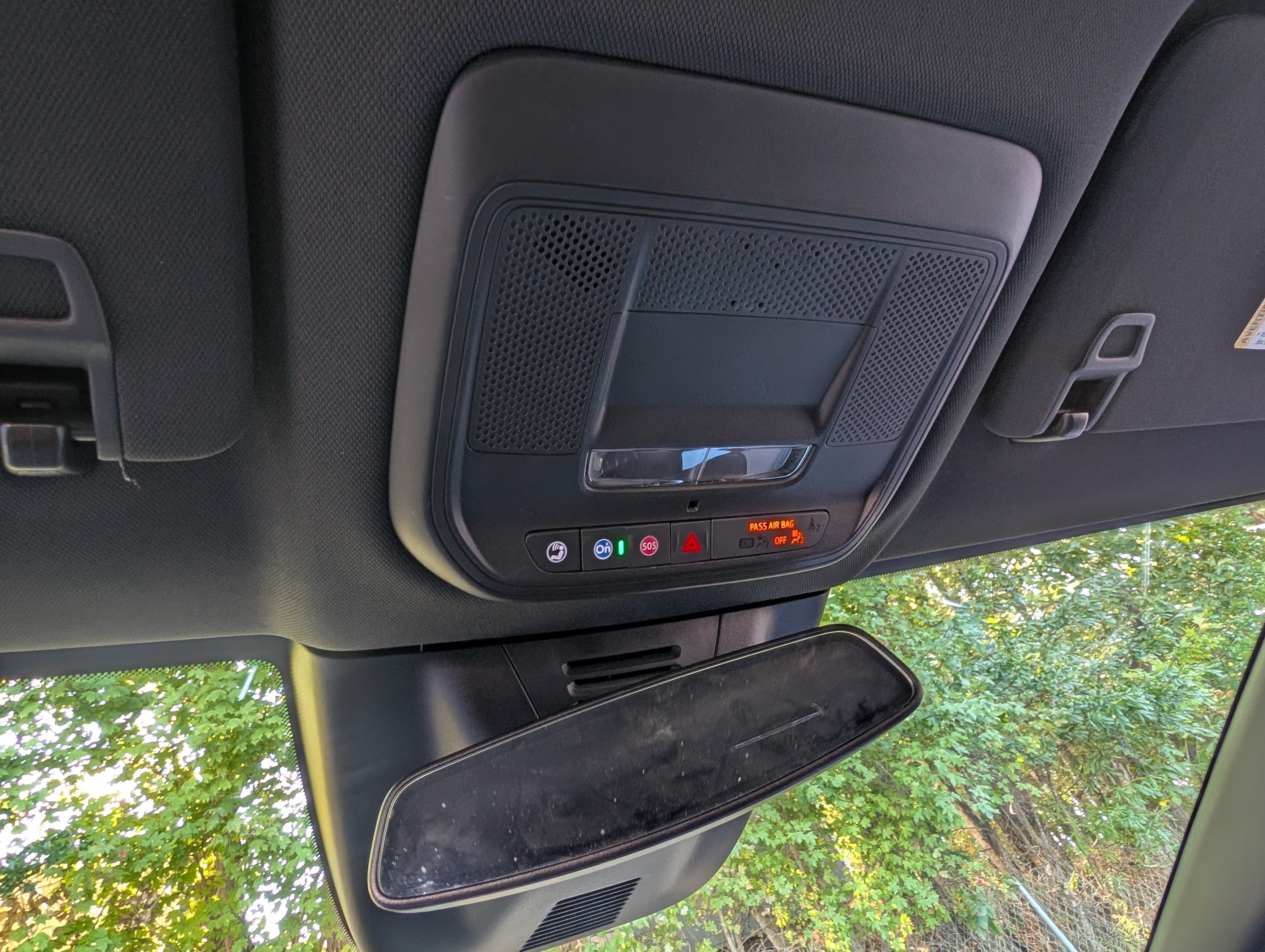 Used 2025 Chevrolet Equinox EV LT FWD image 30