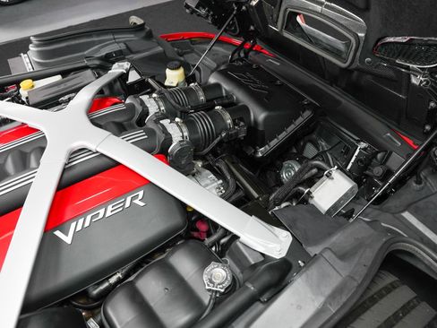 Used 2017 Dodge Viper GTS image 51