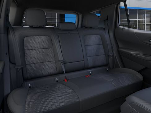 New 2027 Chevrolet Equinox LT w/ LPO, Floor Liner Package FWD image 17