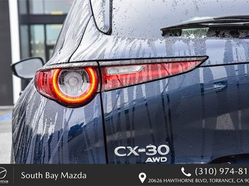 Certified 2025 MAZDA CX-30 AWD 2.5 S w/ Select Sport Pkg image 9