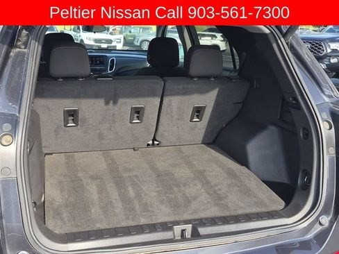 Used 2023 Chevrolet Equinox LT AWD/4WD image 9