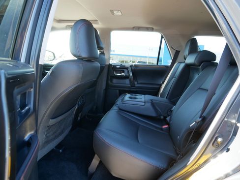 Used 2024 Toyota 4Runner TRD Off-Road Premium w/ Off Road Premium Plus Package AWD/4WD image 36