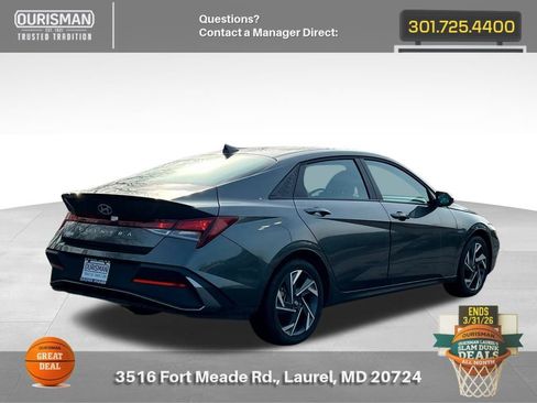 Used 2025 Hyundai Elantra Sport image 4