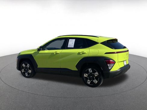 Used 2025 Hyundai Kona SEL image 10