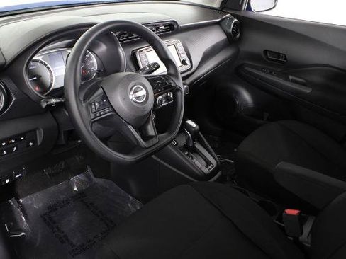 Certified 2025 Nissan Kicks Play S image 19