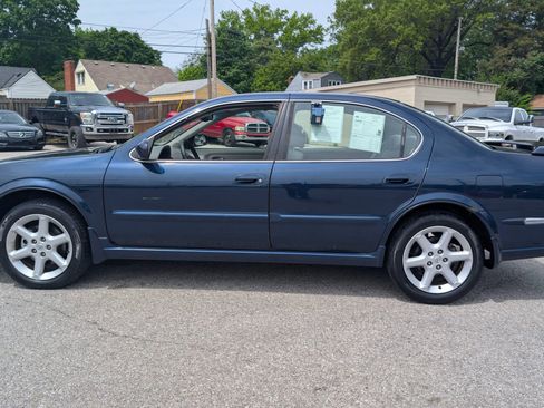 Used 2003 Nissan Maxima SE FWD image 2